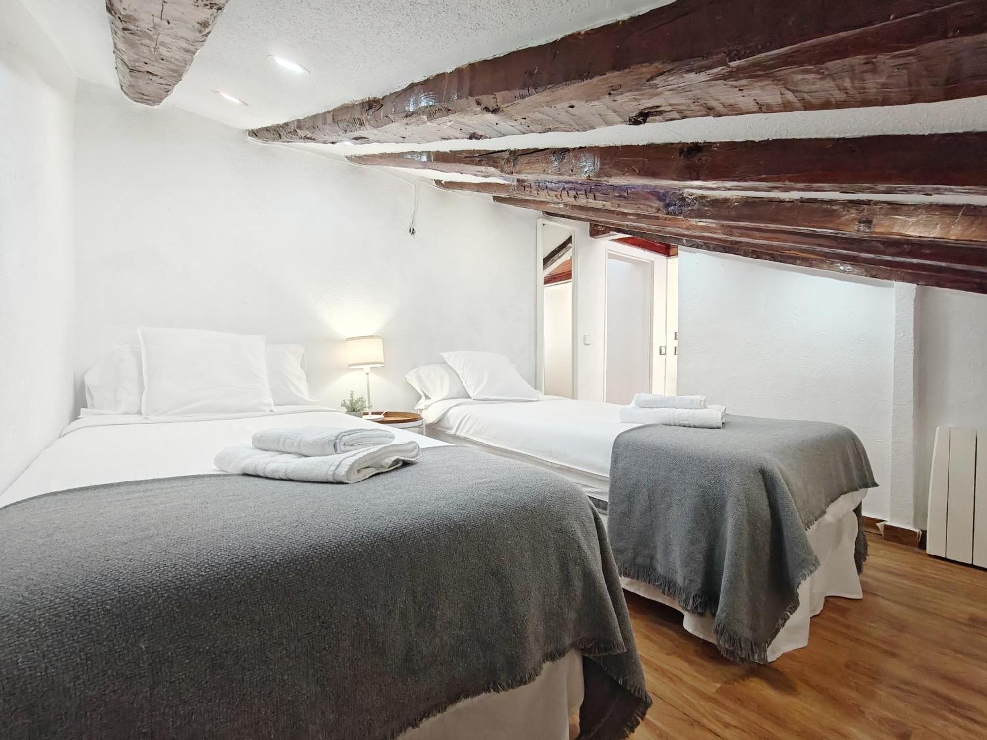 Fuencarral Apartment Madrid Bagian luar foto